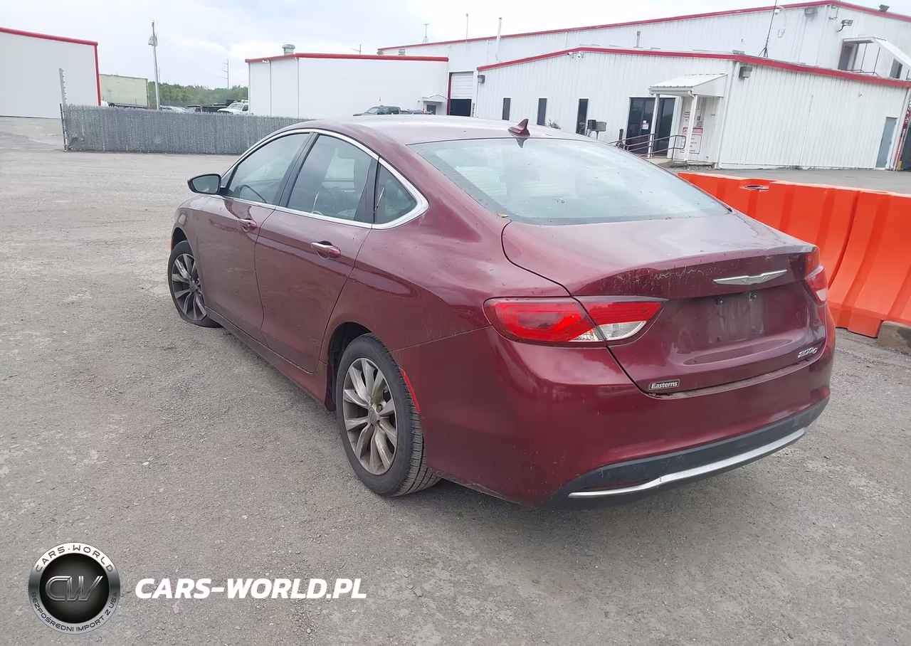 2015 Chrysler 200 C VIN:1C3CCCCB4FN618425 - 3
