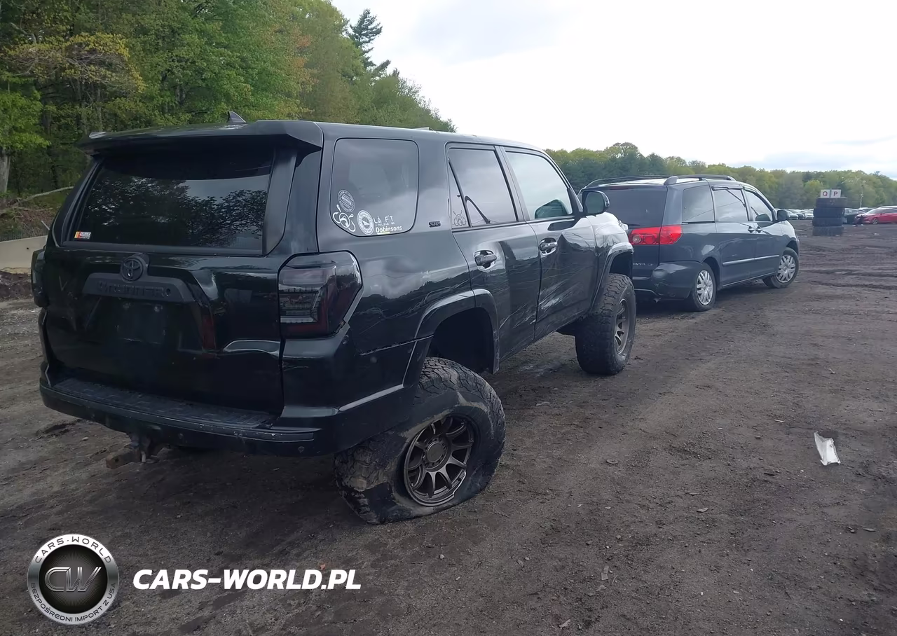 2010 Toyota 4Runner Sr5 V6 VIN:JTEBU5JR9A5020898 - 4
