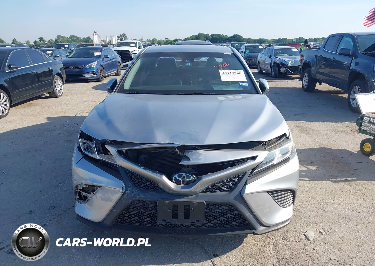 2018 Toyota Camry Se VIN:4T1B11HK0JU579532 - 12