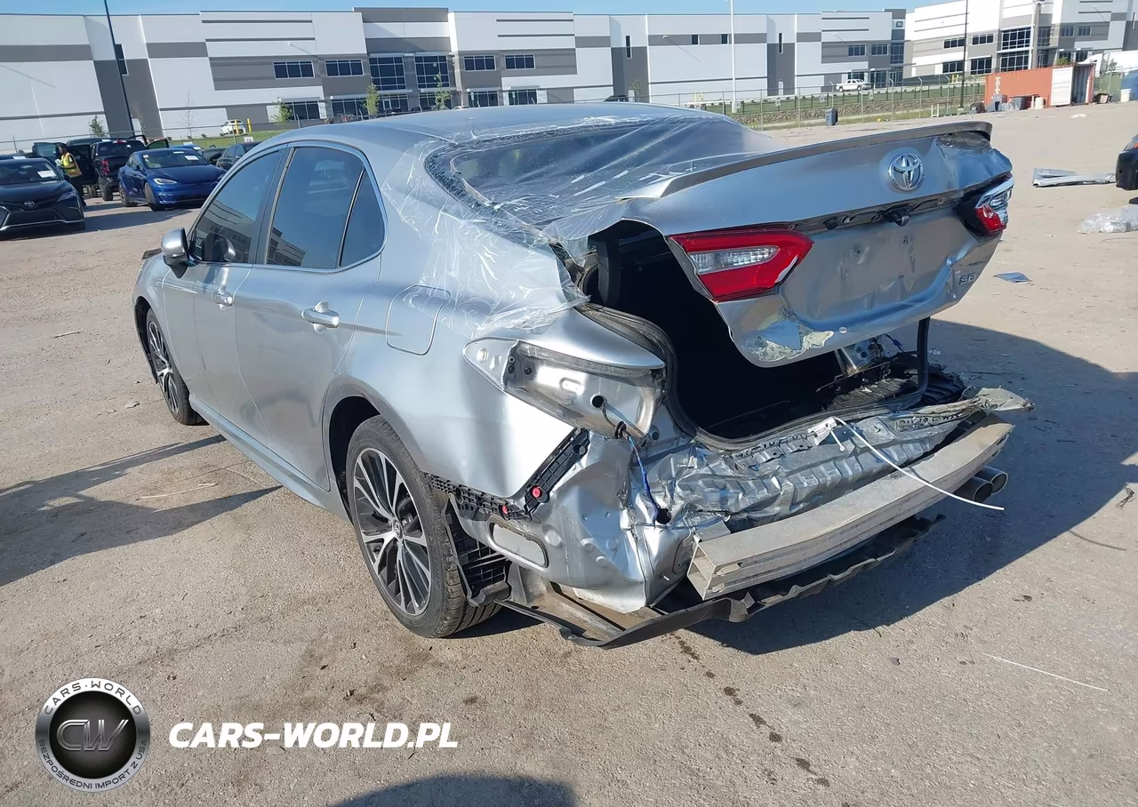 2018 Toyota Camry Se VIN:4T1B11HK0JU579532 - 3