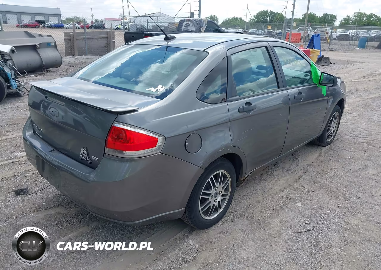 2011 Ford Focus Se VIN:1FAHP3FNXBW120395 - 4