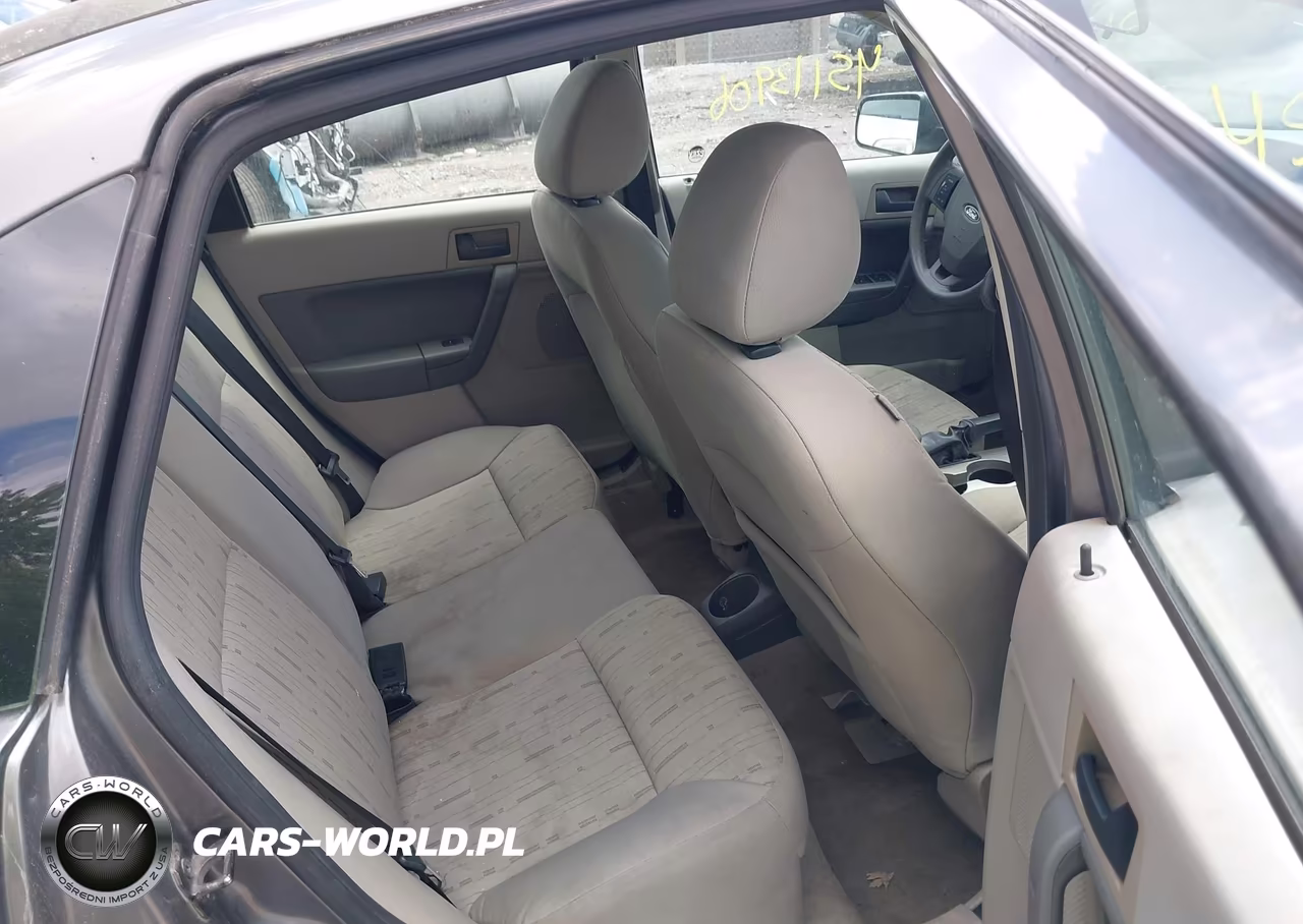 2011 Ford Focus Se VIN:1FAHP3FNXBW120395 - 8