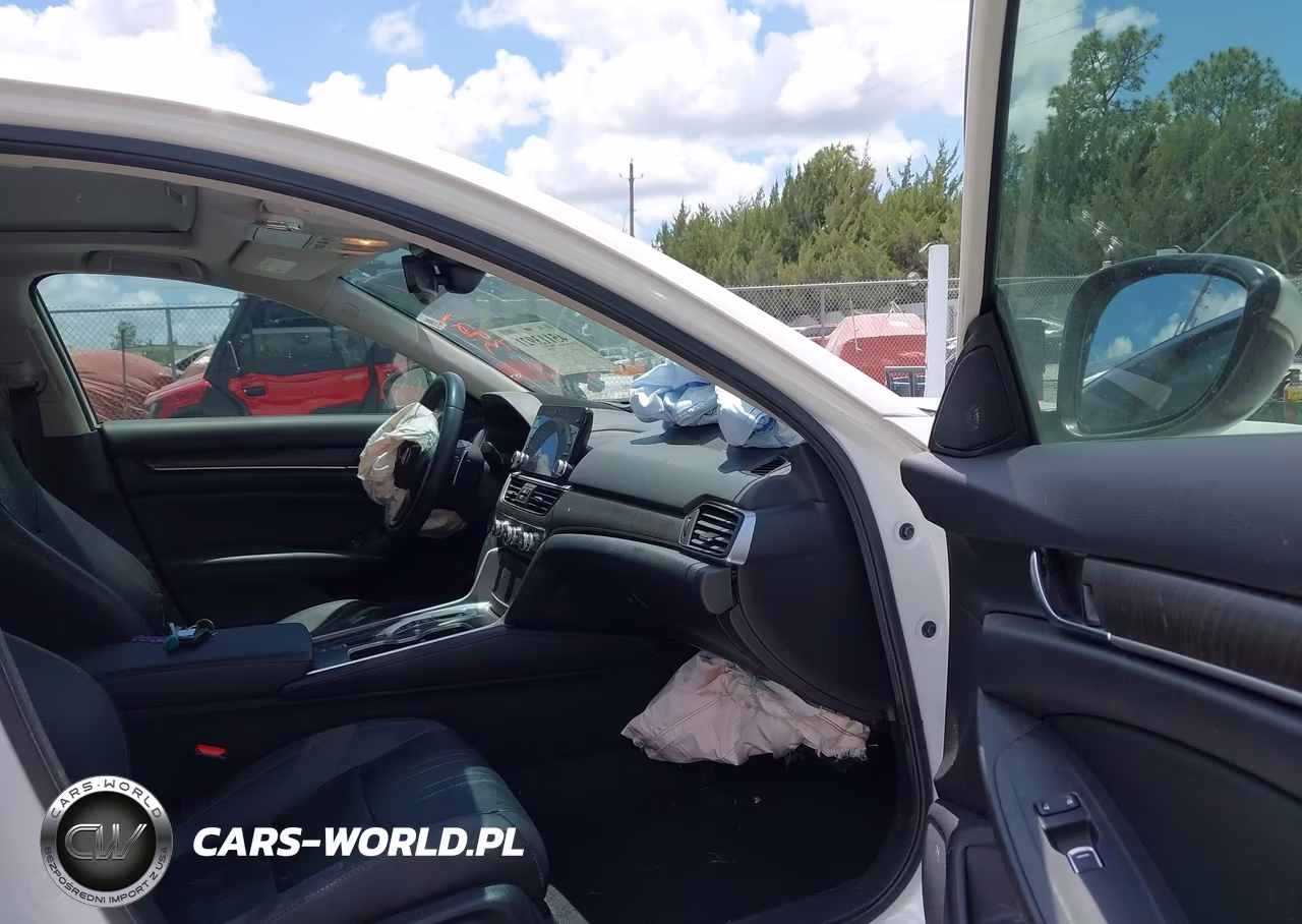 2019 Honda Accord Touring 2.0T VIN:1HGCV2F90KA030274 - 5