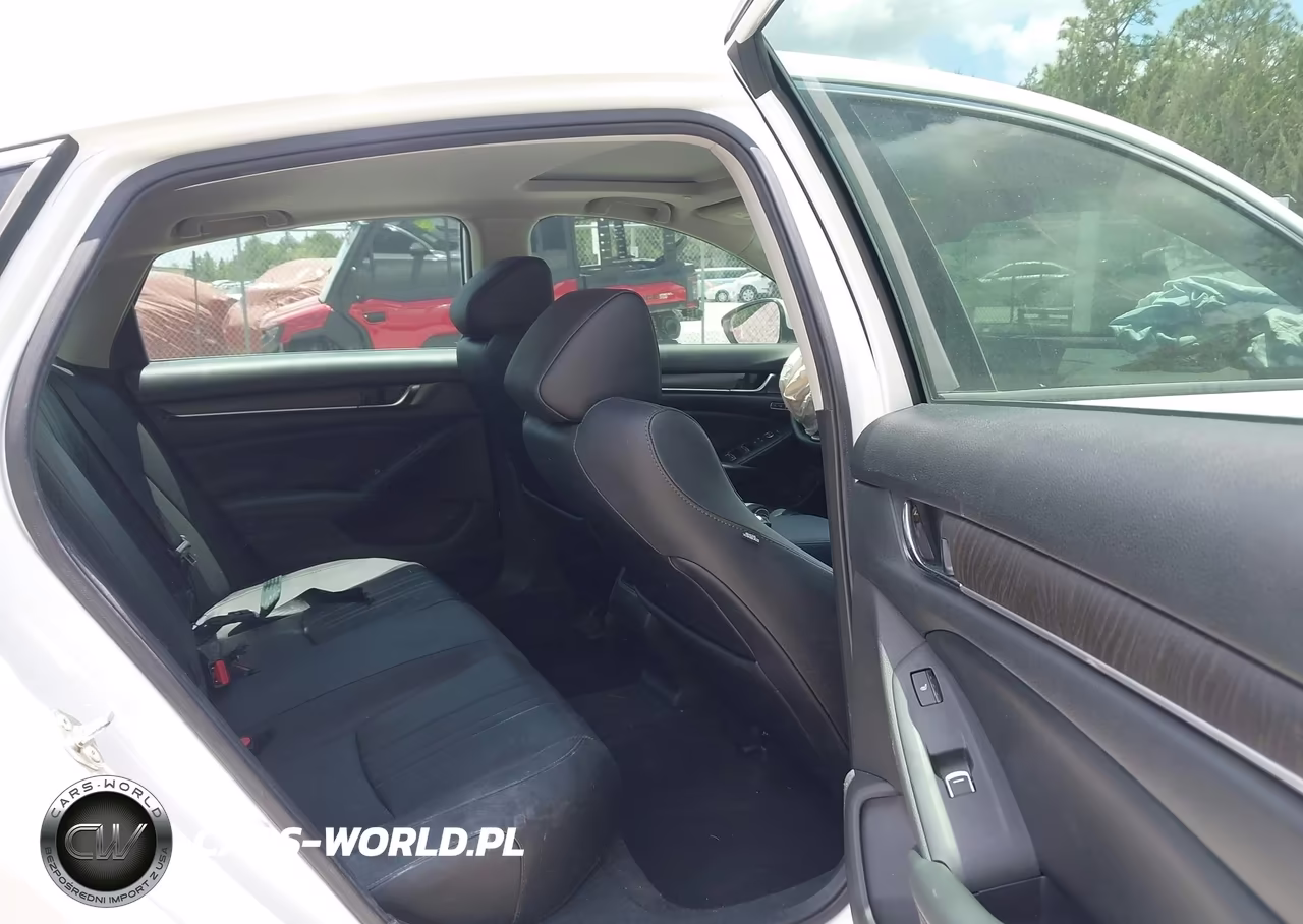 2019 Honda Accord Touring 2.0T VIN:1HGCV2F90KA030274 - 8