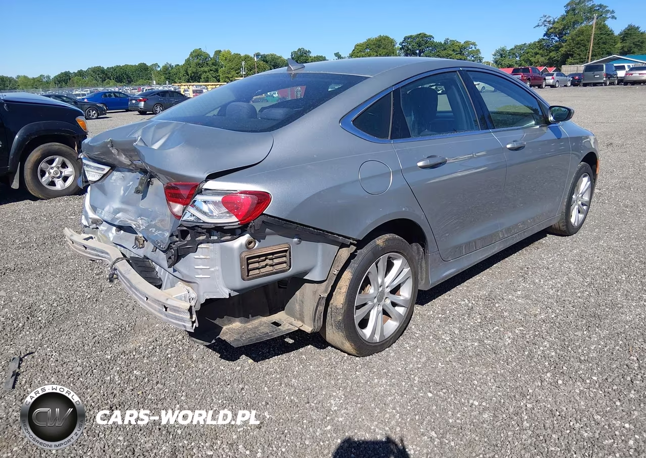2016 Chrysler 200 Limited VIN:1C3CCCAB7GN172825 - 4