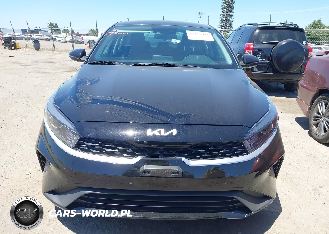 2023 Kia Forte Lxs VIN:3KPF24AD1PE673328 - 12