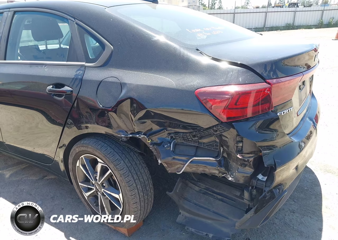 2023 Kia Forte Lxs VIN:3KPF24AD1PE673328 - 6