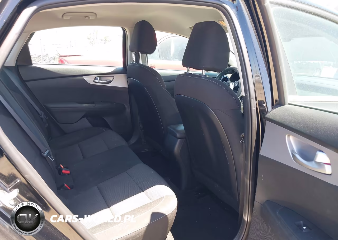 2023 Kia Forte Lxs VIN:3KPF24AD1PE673328 - 8