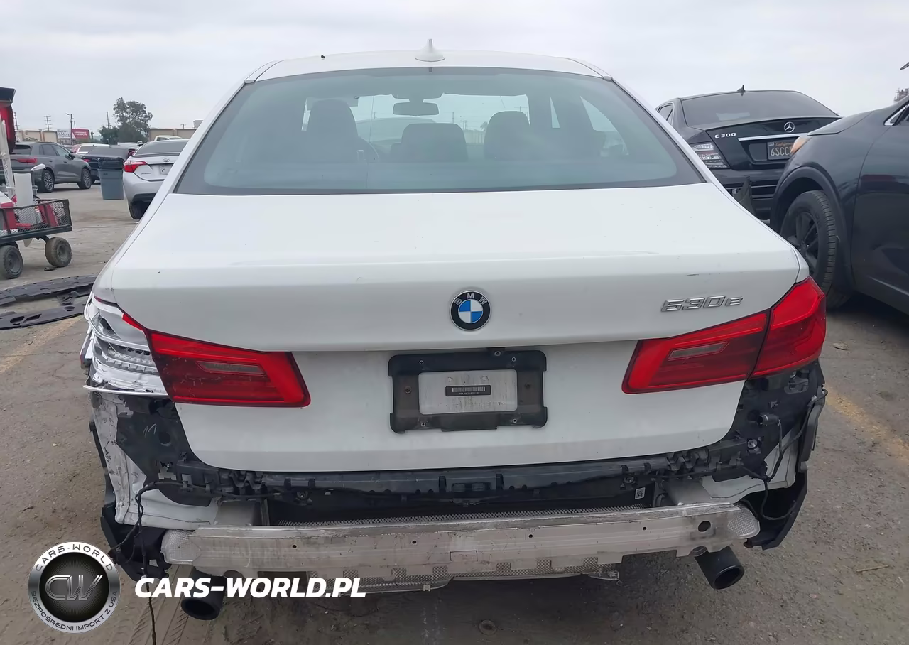 2018 BMW 530E Iperformance VIN:WBAJA9C59JB251132 - 17