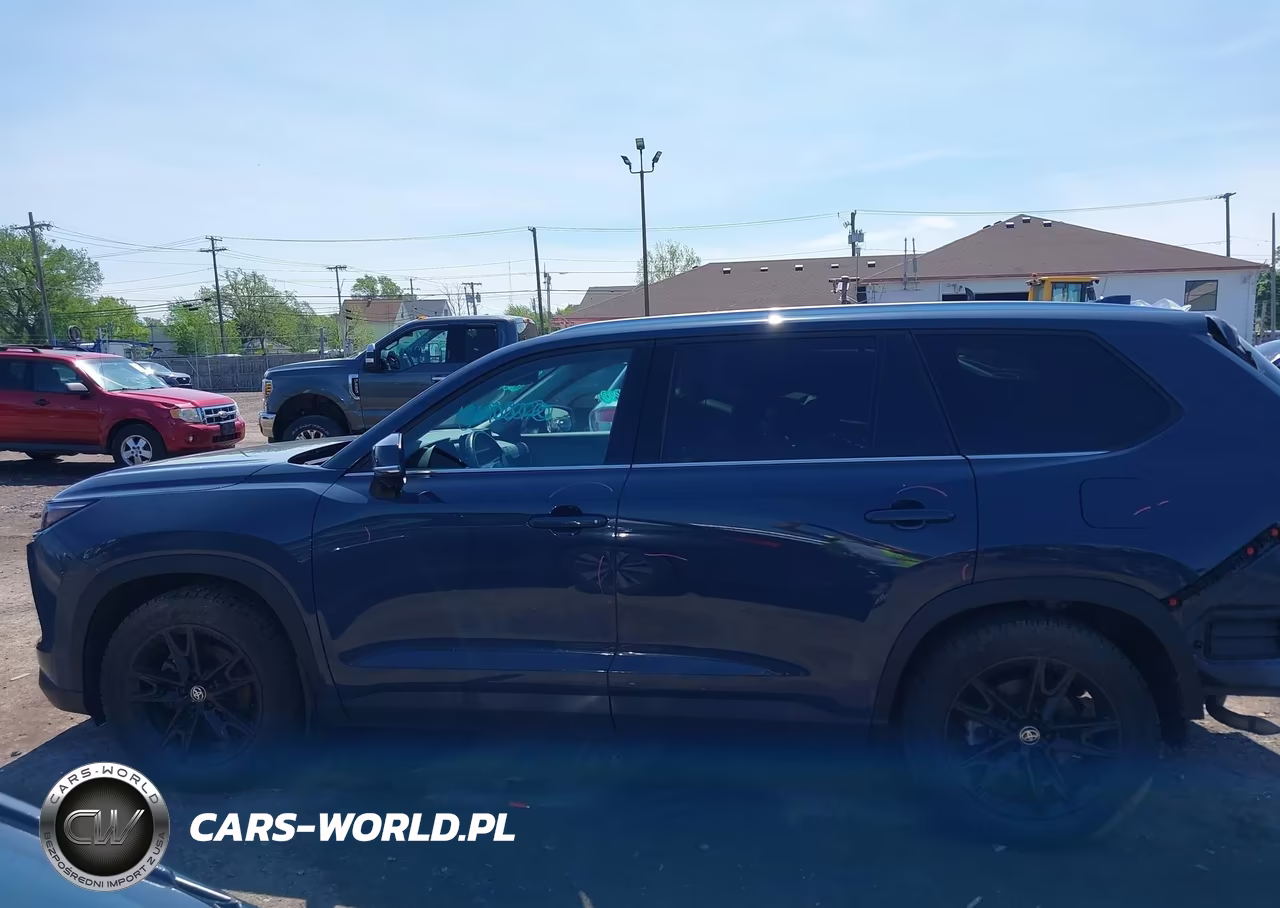 2024 Toyota Grand Highlander Platinum VIN:5TDAAAB54RS009407 - 15