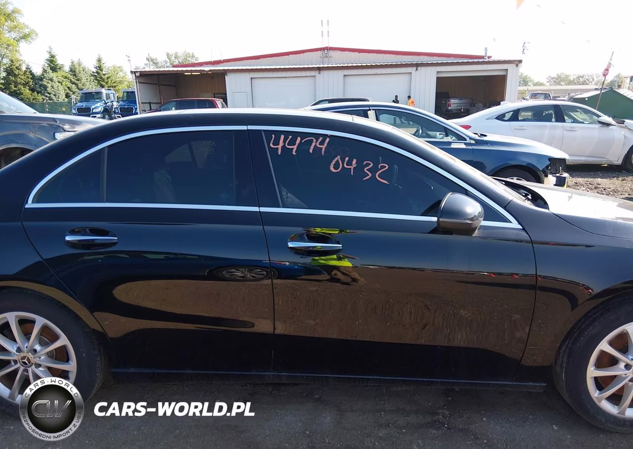 2020 Mercedes-Benz A 220 4Matic VIN:WDD3G4FBXLW038660 - 13