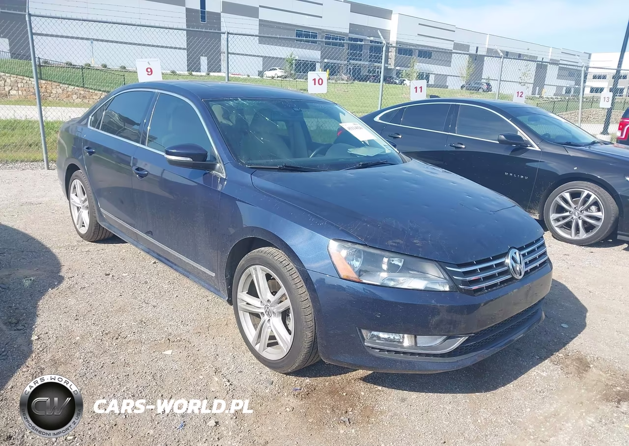 2013 Volkswagen Passat 3.6L V6 Sel Premium – zdjęcie 1 z 11