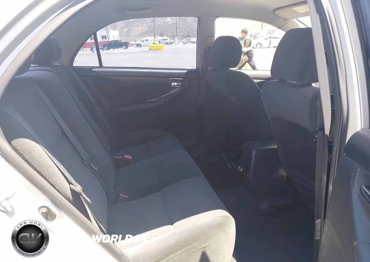 2004 Toyota Corolla S VIN:1NXBR32E54Z308641 - 8