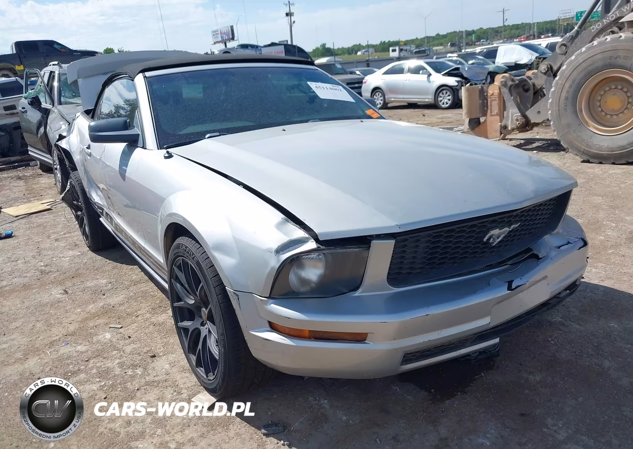 2006 Ford Mustang V6