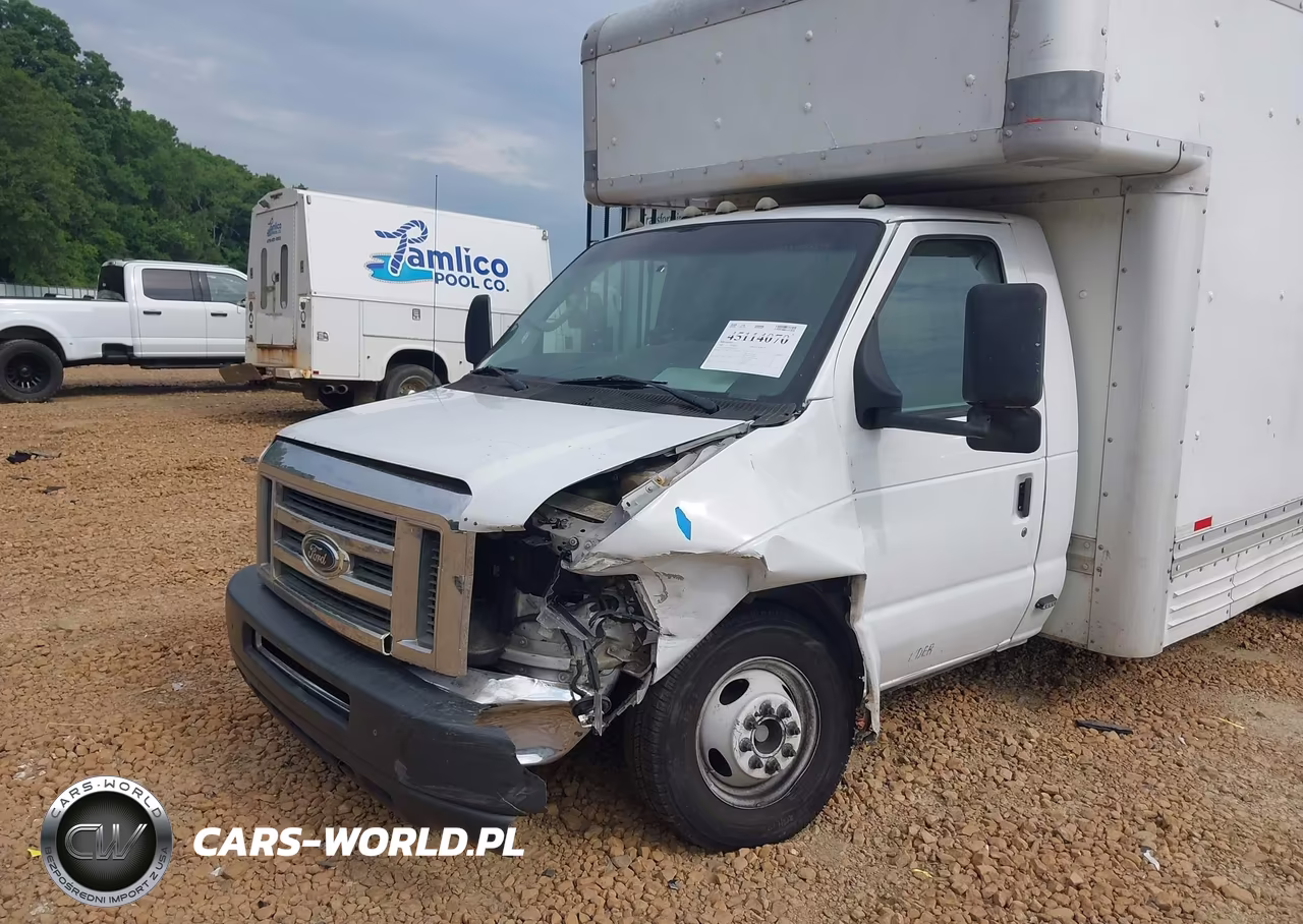 2009 Ford E-450 Cutaway VIN:1FDXE45S49DA10470 - 6