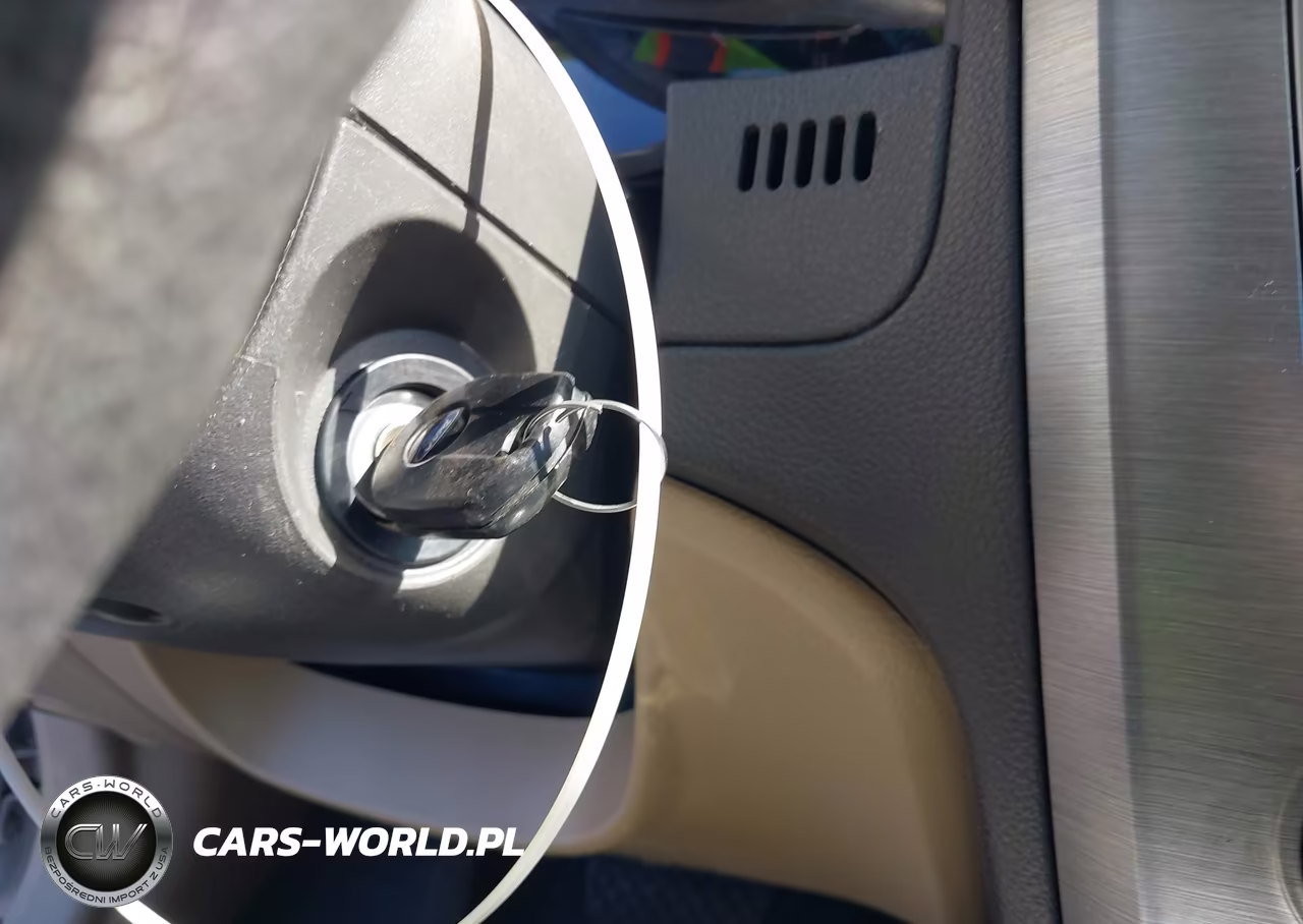 2012 Ford Fusion Se VIN:3FAHP0HA8CR427724 - 11