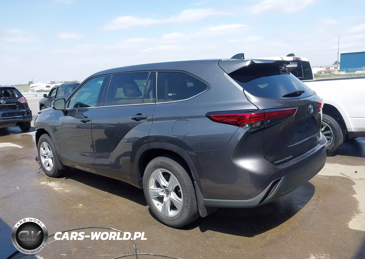 2022 Toyota Highlander Le VIN:5TDBZRBH6NS195810 - 15