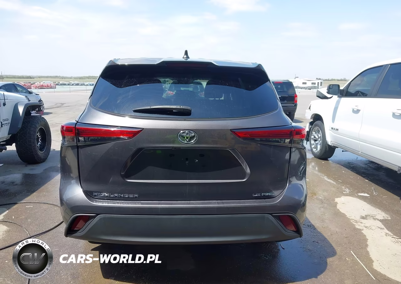 2022 Toyota Highlander Le VIN:5TDBZRBH6NS195810 - 17