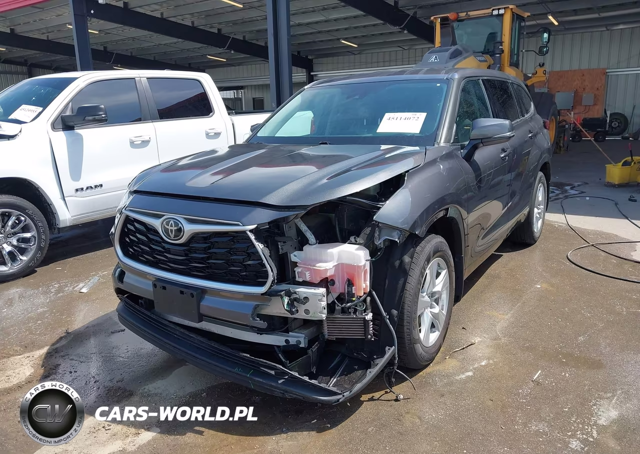 2022 Toyota Highlander Le VIN:5TDBZRBH6NS195810 - 6
