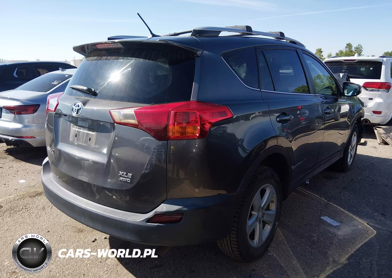 2014 Toyota Rav4 Xle VIN:2T3RFREV2EW129794 - 4