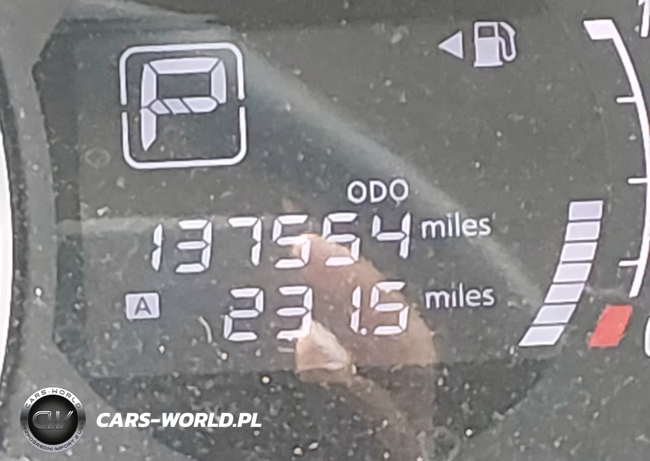 2018 Nissan Versa Note Sv VIN:3N1CE2CP5JL364361 - 16