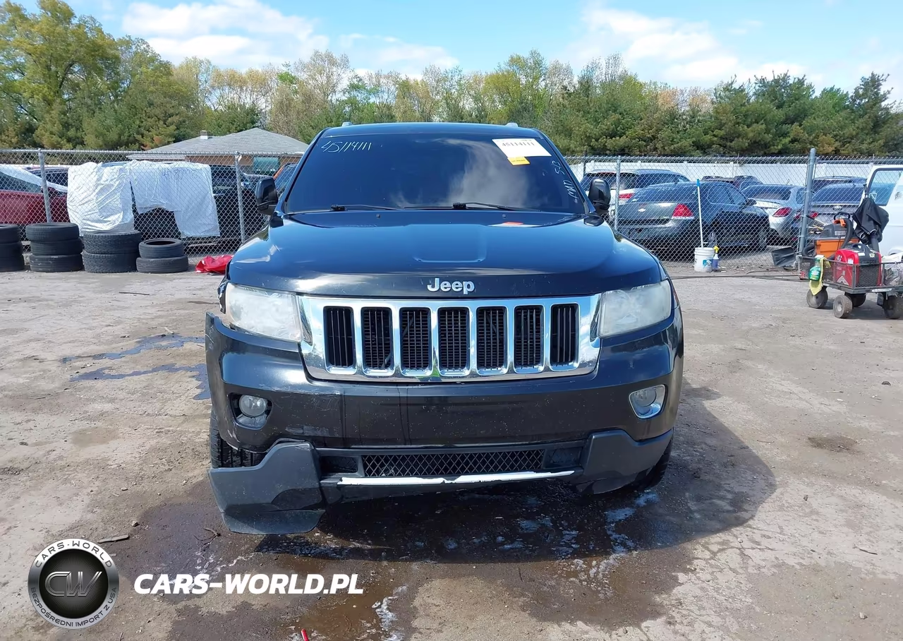 2011 Jeep Grand Cherokee Laredo VIN:1J4RR4GG6BC544201 - 12