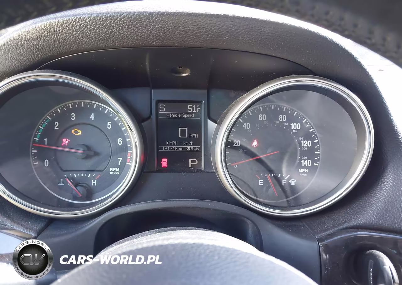2011 Jeep Grand Cherokee Laredo VIN:1J4RR4GG6BC544201 - 7