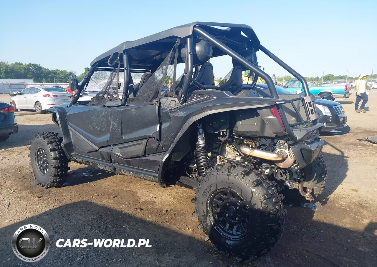 2023 Honda Sxs1000 S4 VIN:1HFVE06T7P4300250 - 3