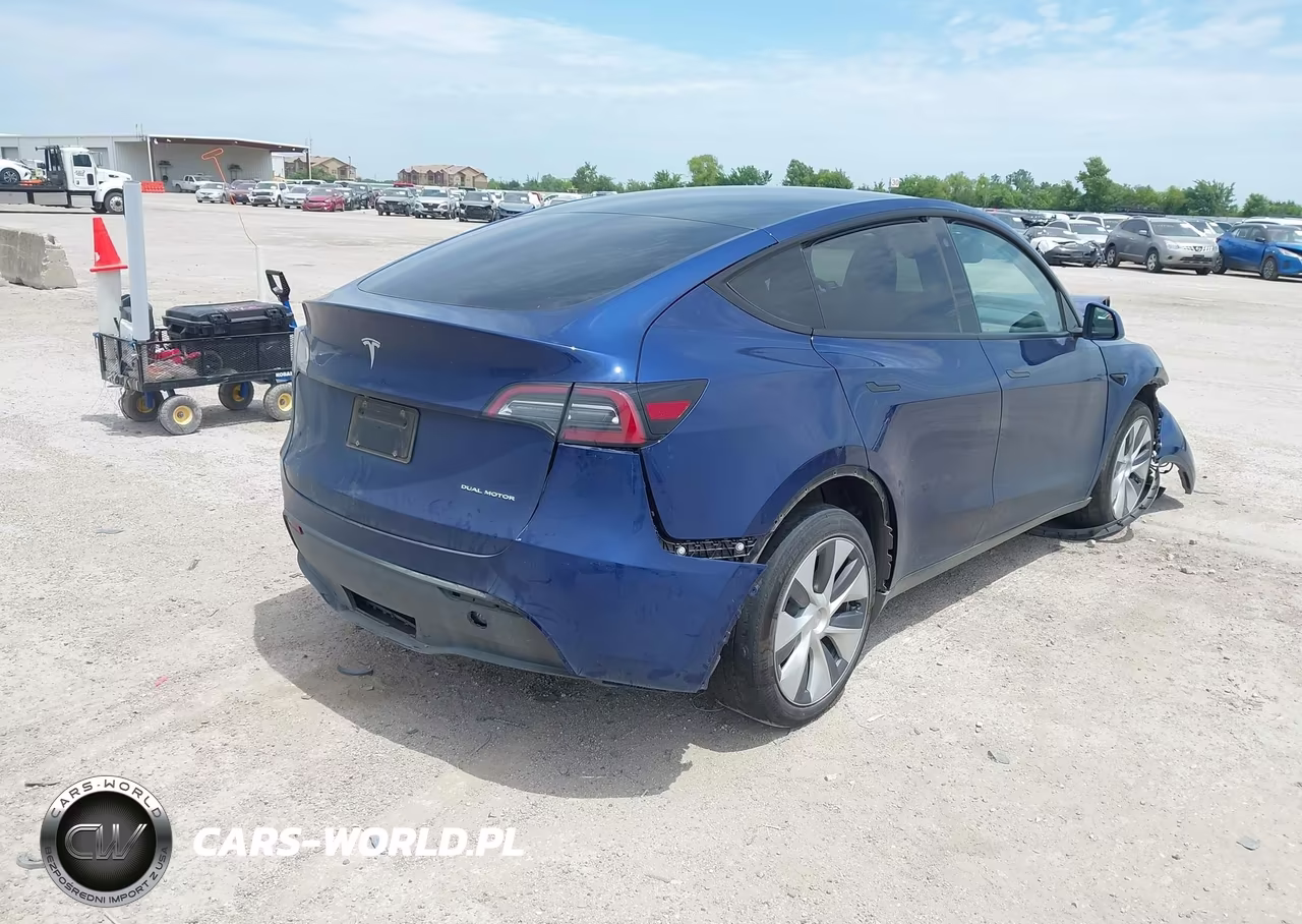 2023 Tesla Model Y Awd-Long Range Dual Motor All-Wheel Drive VIN:7SAYGDEE3PA097023 - 4