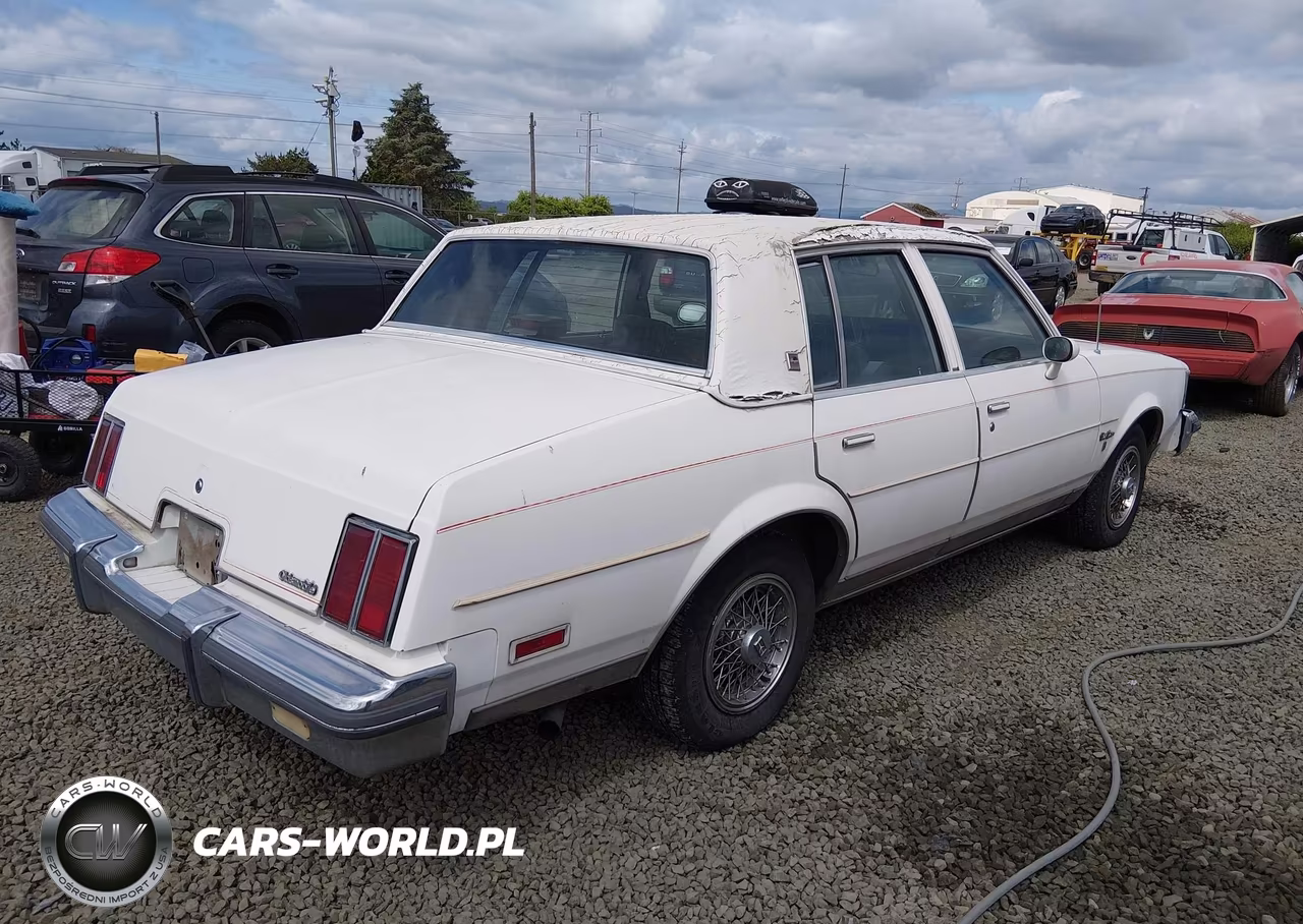 1986 Oldsmobile Cutlass Supreme Brougham VIN:1G3GM69YXGR326506 - 4