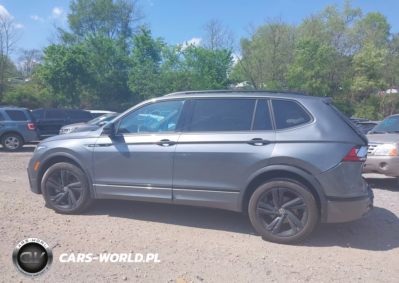 2024 Volkswagen Tiguan 2.0T Se R-Line Black VIN:3VV8B7AX8RM094769 - 14
