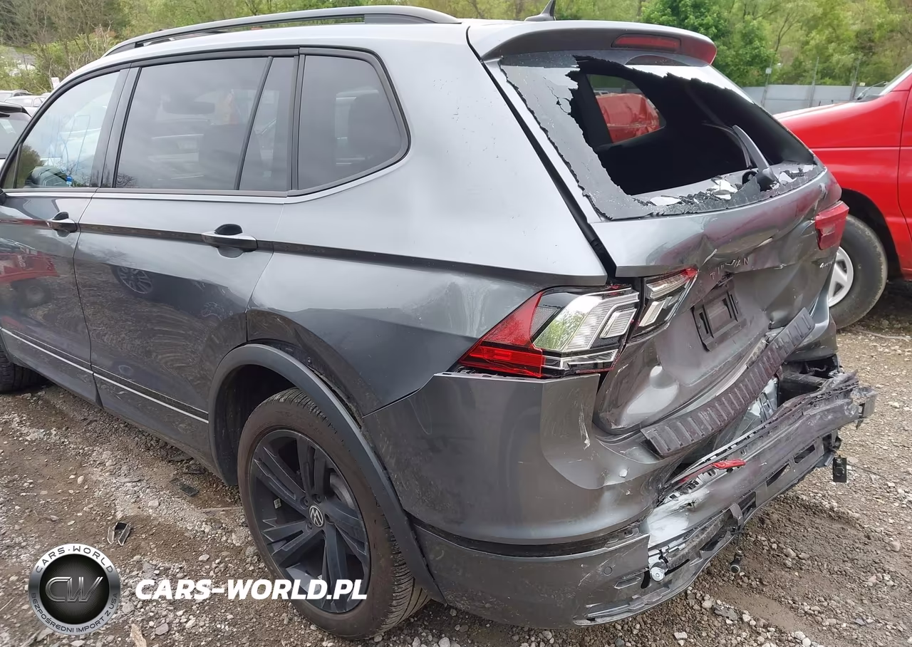 2024 Volkswagen Tiguan 2.0T Se R-Line Black VIN:3VV8B7AX8RM094769 - 18