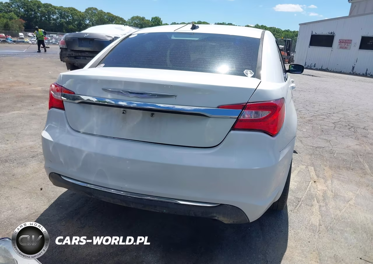 2014 Chrysler 200 Lx VIN:1C3CCBAB3EN143457 - 16