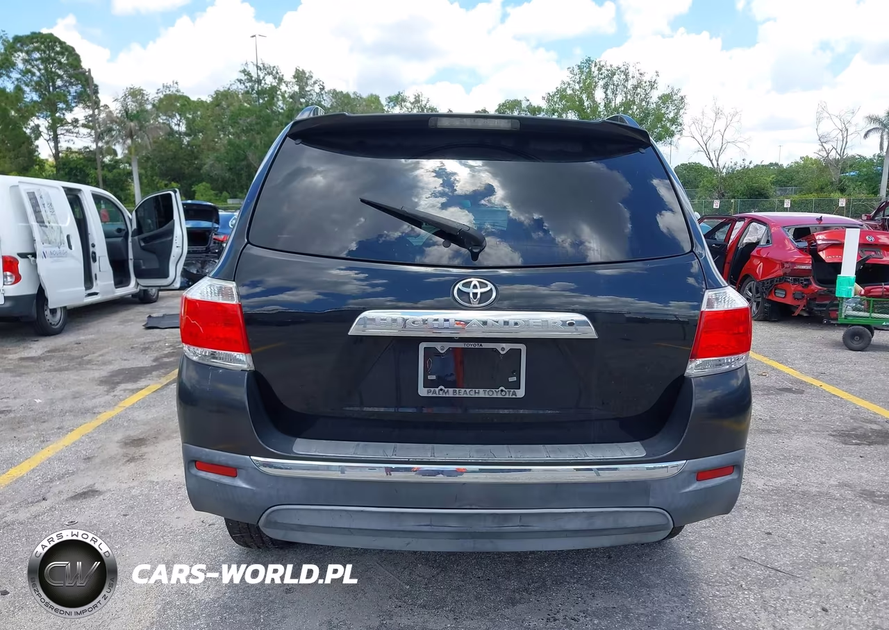 2011 Toyota Highlander VIN:5TDZA3EHXBS012273 - 16