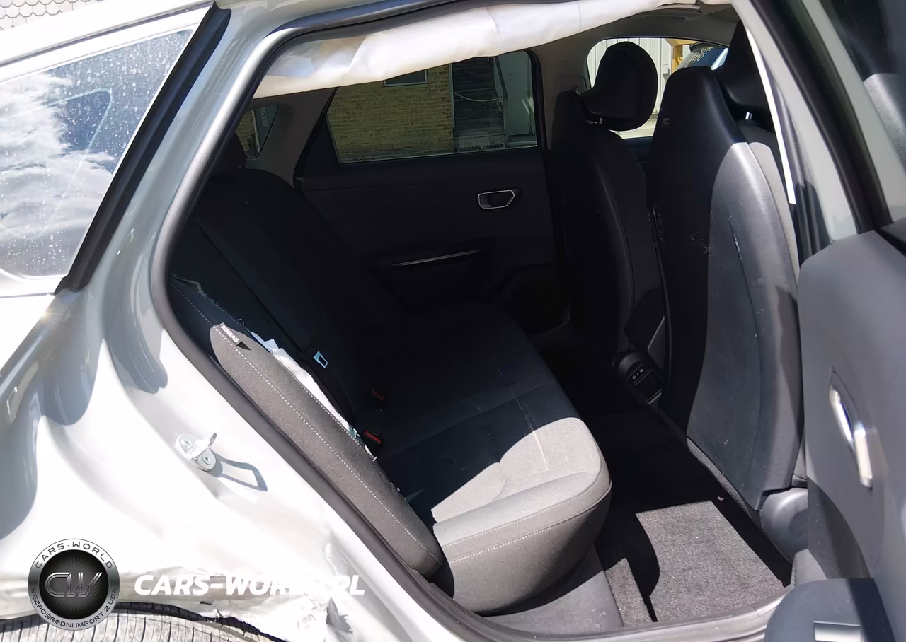 2025 Kia K4 Lxs VIN:3KPFT4DE8SE190476 - 8