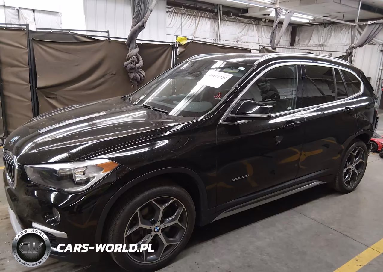 2018 BMW X1 Sdrive28I VIN:WBXHU7C35J5H45309 - 14