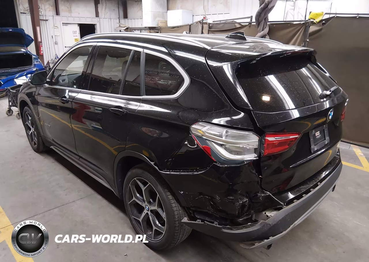 2018 BMW X1 Sdrive28I VIN:WBXHU7C35J5H45309 - 3