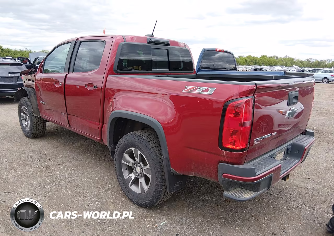 2017 Chevrolet Colorado Z71 VIN:1GCGTDEN4H1211418 - 3