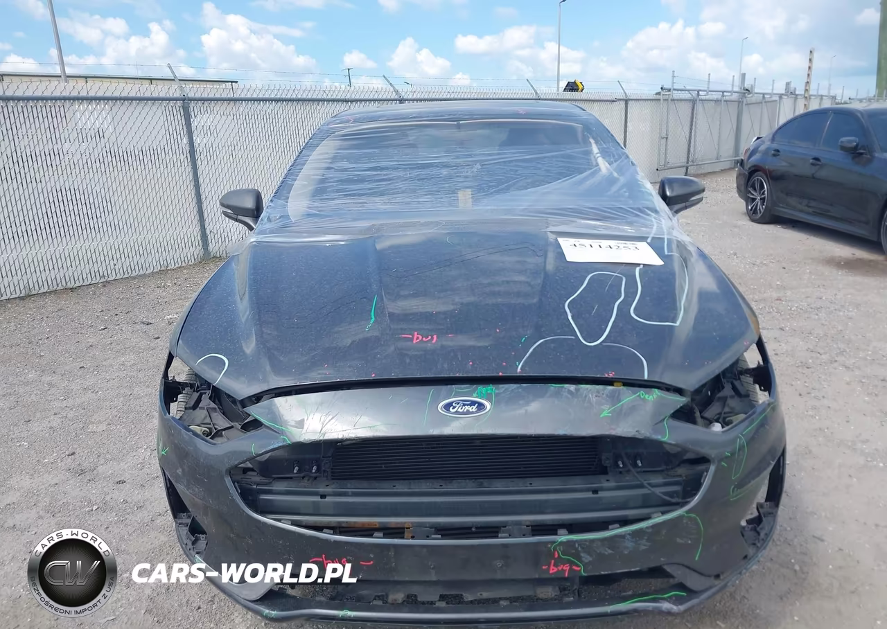 2019 Ford Fusion Titanium VIN:3FA6P0D99KR143343 - 13