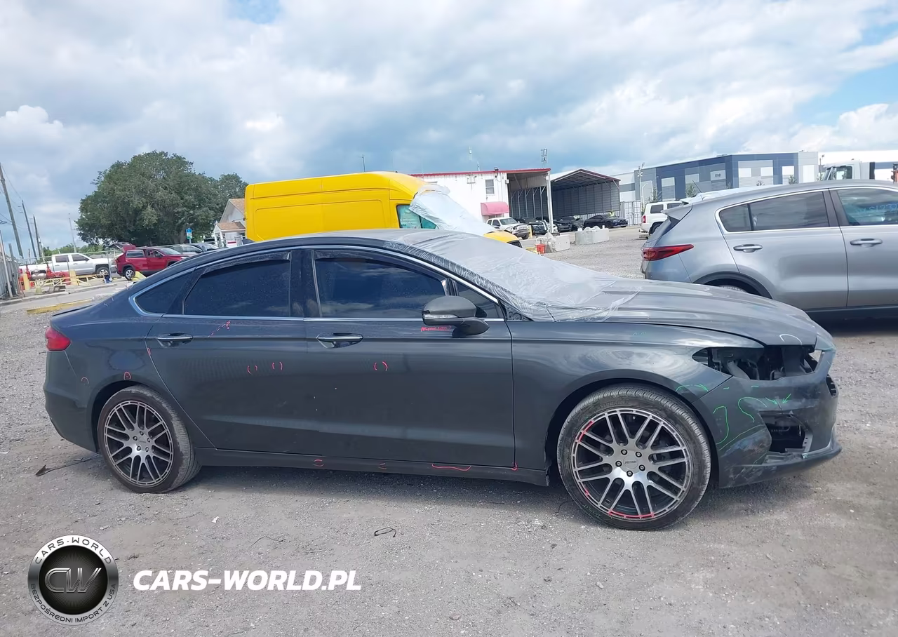 2019 Ford Fusion Titanium VIN:3FA6P0D99KR143343 - 14