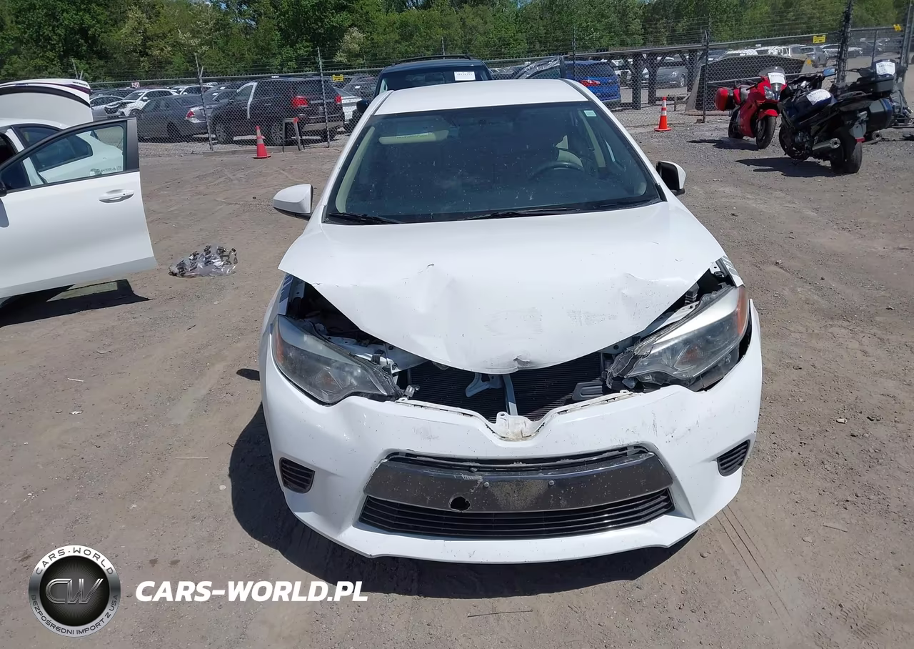 2016 Toyota Corolla Le VIN:5YFBURHE5GP484233 - 12