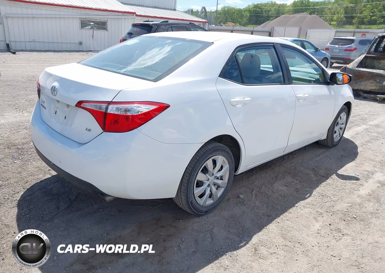 2016 Toyota Corolla Le VIN:5YFBURHE5GP484233 - 4