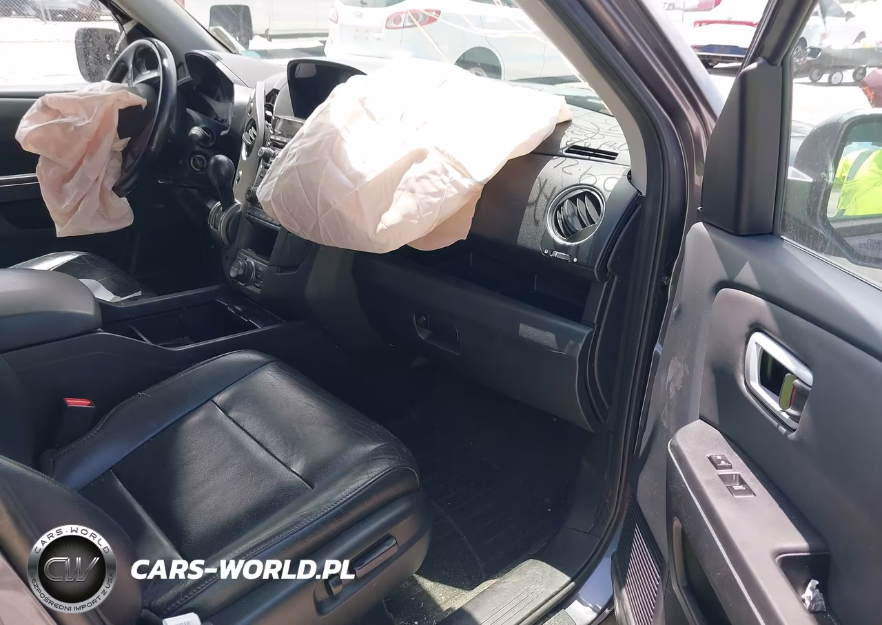 2015 Honda Pilot Touring VIN:5FNYF4H97FB033583 - 5