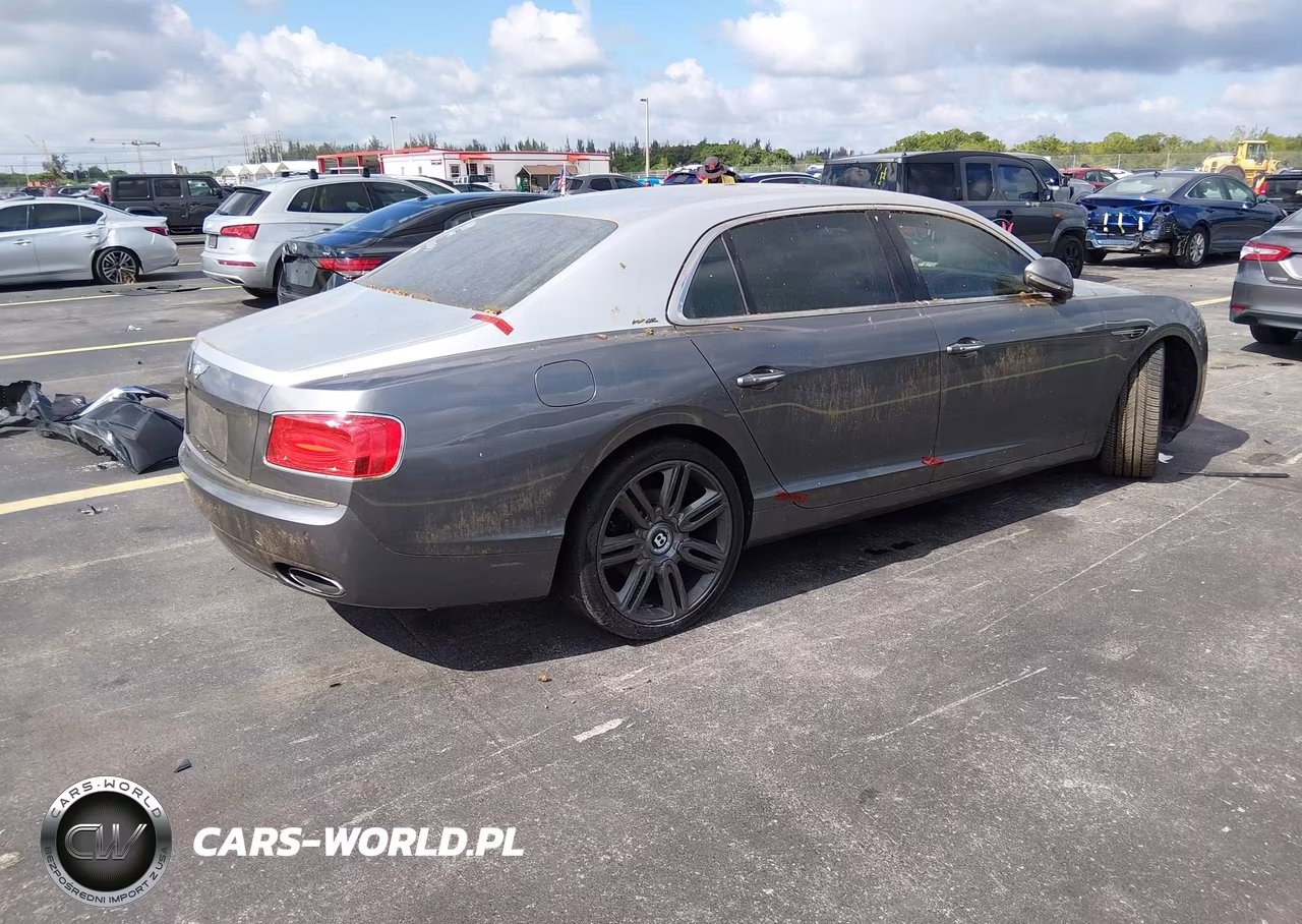 2016 Bentley Flying Spur W12 VIN:SCBEC9ZA4GC055897 - 4