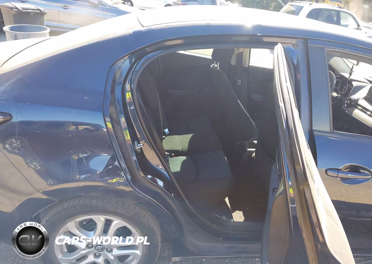2018 Toyota Yaris Ia VIN:3MYDLBYV9JY306434 - 8