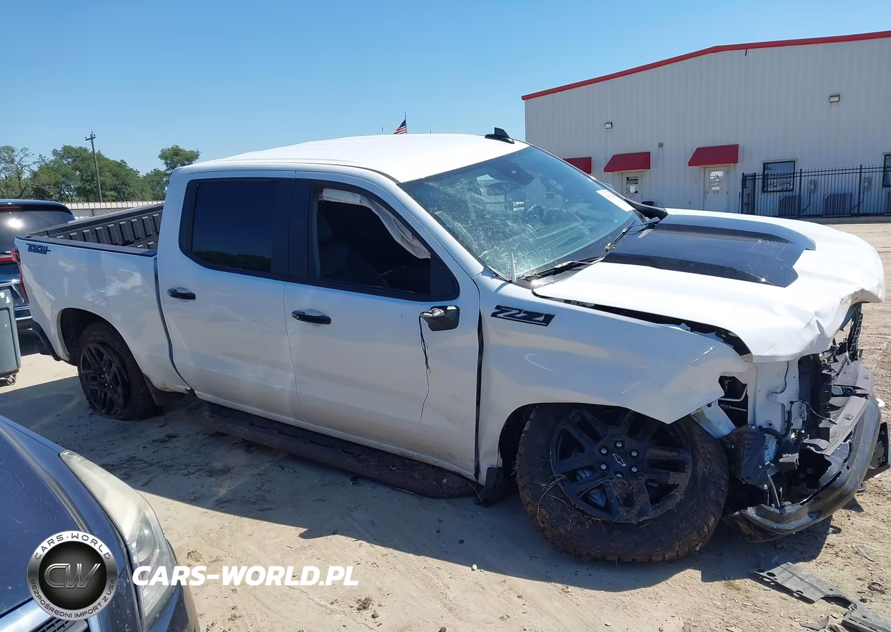 2026 Chevrolet Silverado 1500 4Wd Short Bed Lt Trail Boss VIN:3GCUKFED3TG304224 - 13