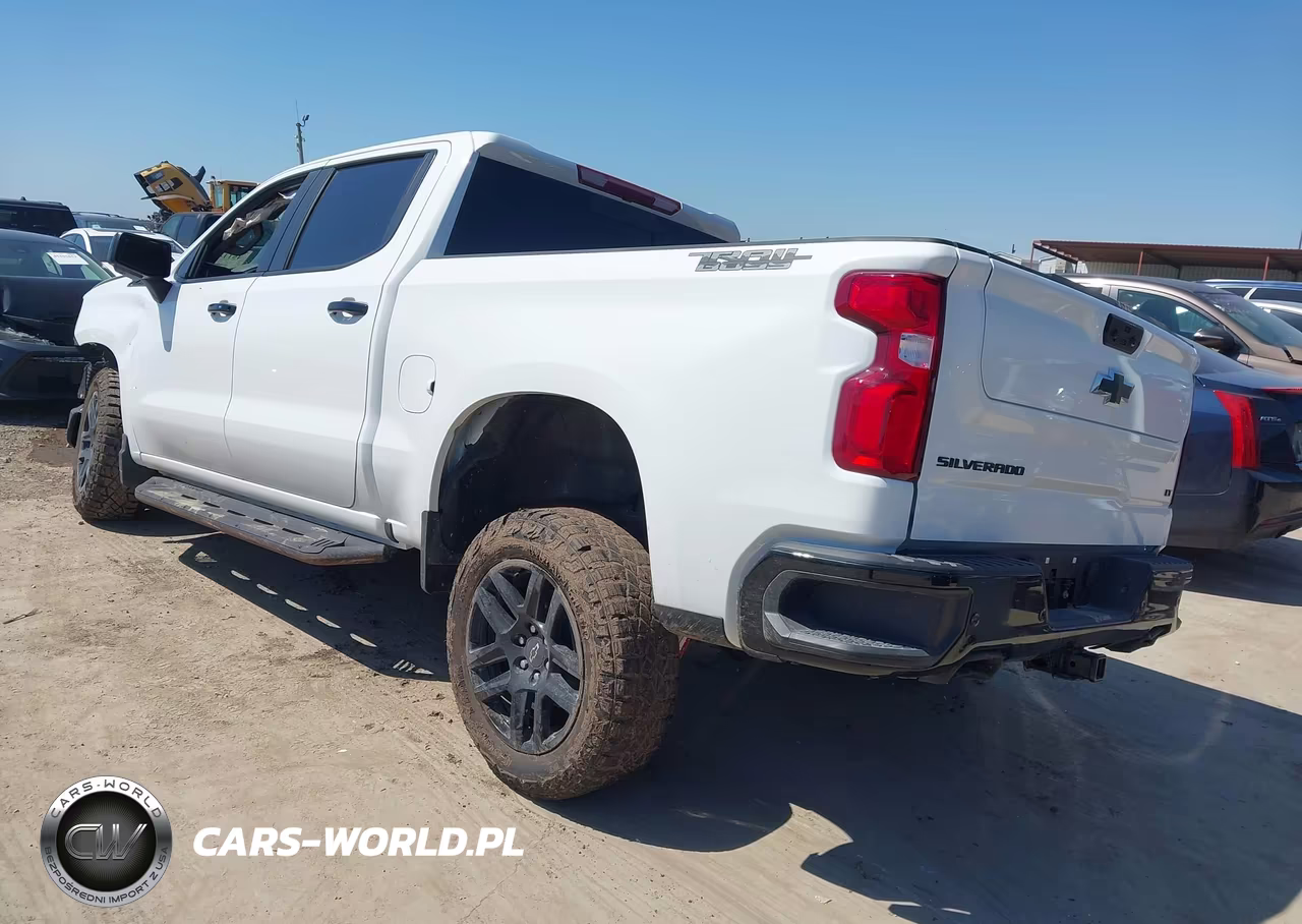 2026 Chevrolet Silverado 1500 4Wd Short Bed Lt Trail Boss VIN:3GCUKFED3TG304224 - 3