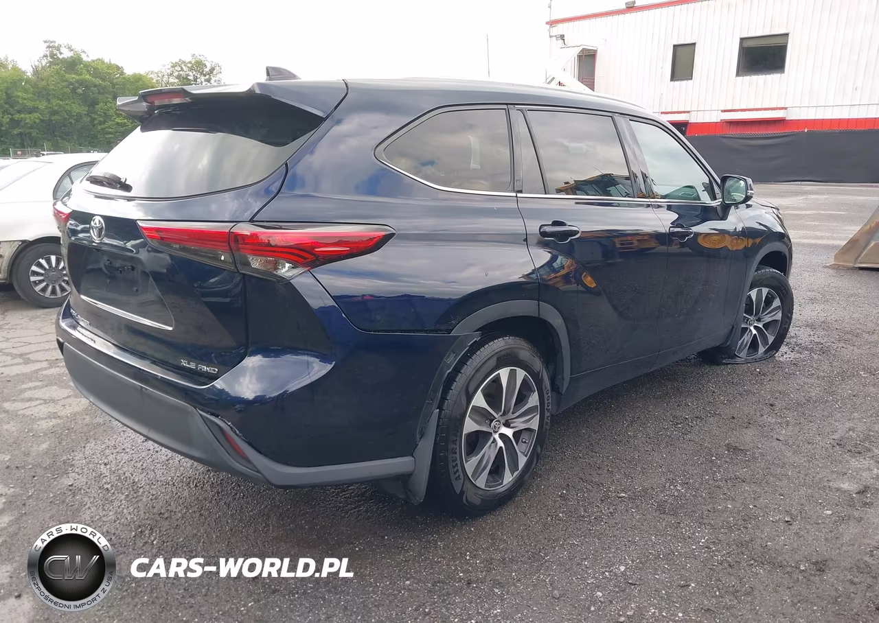 2021 Toyota Highlander Xle VIN:5TDGZRBH0MS554685 - 4