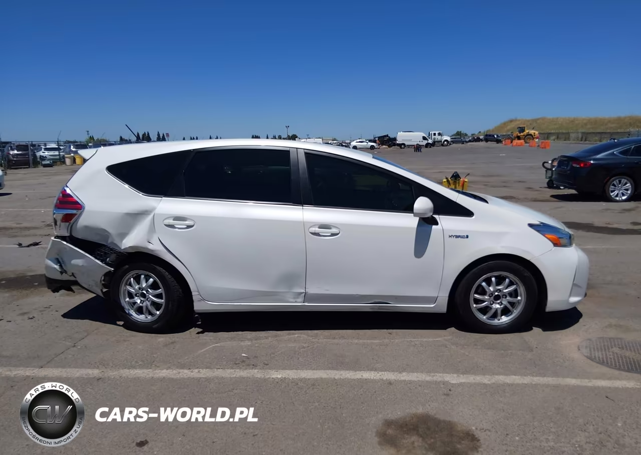 2017 Toyota Prius V Three VIN:JTDZN3EU9HJ072049 - 14