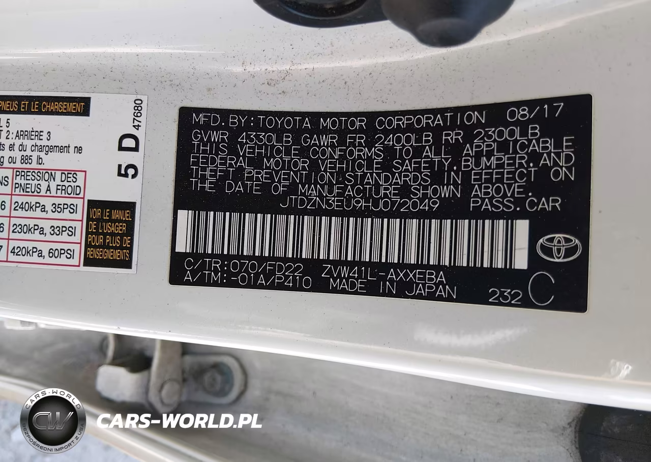 2017 Toyota Prius V Three VIN:JTDZN3EU9HJ072049 - 9